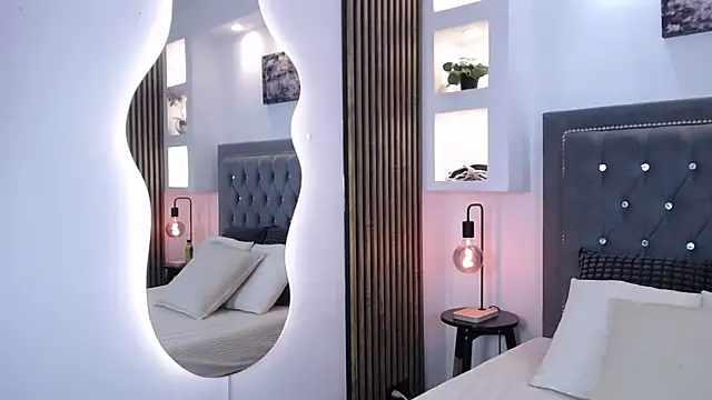 Emo Boy  online show from 04-06-26, 08:10