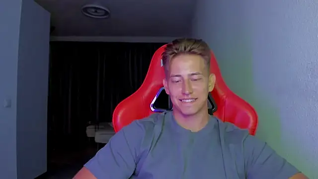 find0m master online show from 11-12-25, 12:37