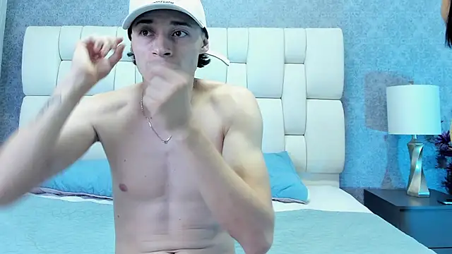 nicollandjhon online show from 11-28-25, 02:45