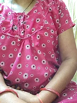 Snapshot of Desi-Mamta chatting on 10-30-25, 07:33 Desi-Mamta online show from 10-30-25, 07:33