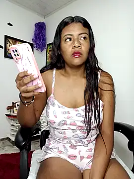 Snapshot of vannesitha25 chatting on 10-24-25, 02:16 vannesitha25 online show from 10-24-25, 02:16