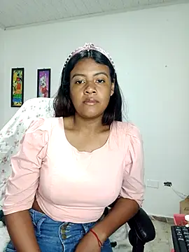 Snapshot of vannesitha25 chatting on 10-09-25, 03:01 vannesitha25 online show from 10-09-25, 03:01