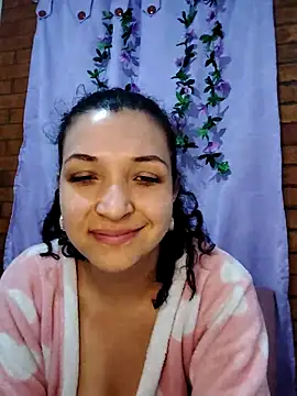Miacollins12 online show from 10-14-25, 06:47
