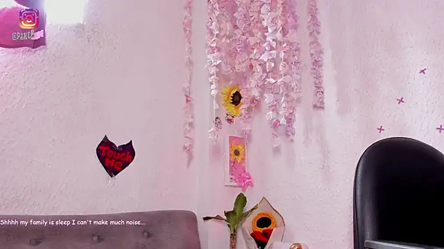 Emilycollei online show from 02-15-26, 08:08