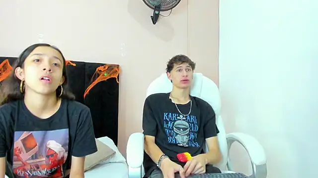 Taylor and exidt online show from 10-20-25, 01:00