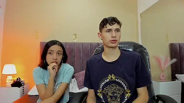 Taylor and exidt online show from 11-08-25, 01:36