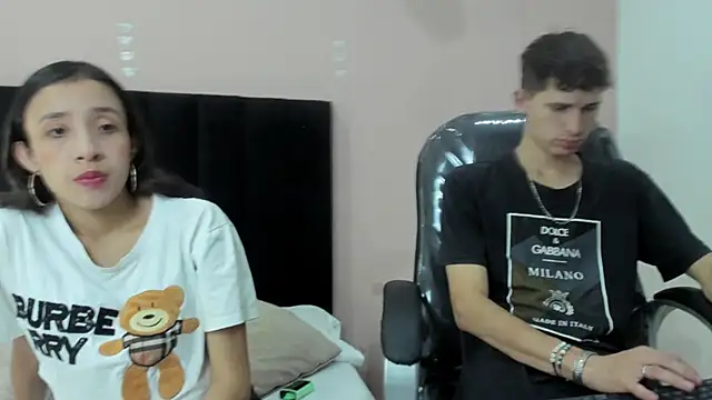 Taylor and exidt online show from 11-15-25, 01:26