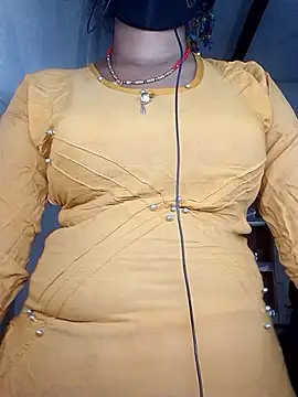 Snapshot of Sexy_Riya_Bhabhi chatting on 10-13-25, 08:32 Sexy Riya Bhabhi online show from 10-13-25, 08:32