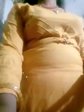 Snapshot of Sexy_Riya_Bhabhi chatting on 10-18-25, 07:21 Sexy Riya Bhabhi online show from 10-18-25, 07:21