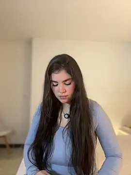 Isabella LaRue online show from 05-21-26, 09:34