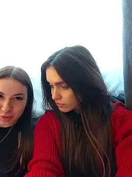 MayaGlow online show from 11-14-25, 05:22