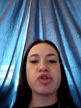 MayaGlow online show from 11-18-25, 05:33