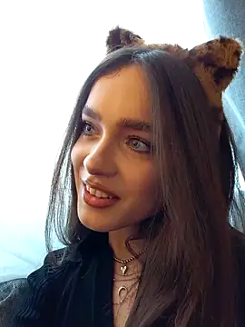 MayaGlow online show from 11-07-25, 05:34