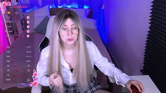 sofiisun online show from 10-29-25, 02:10