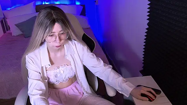 sofiisun online show from 11-10-25, 02:05