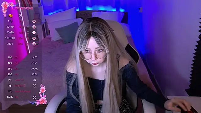 sofiisun online show from 11-15-25, 09:02