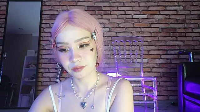 saya li1 online show from 10-31-25, 09:11