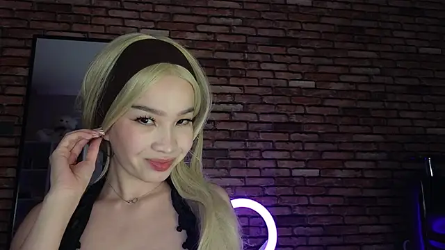 saya li1 online show from 12-05-25, 04:33