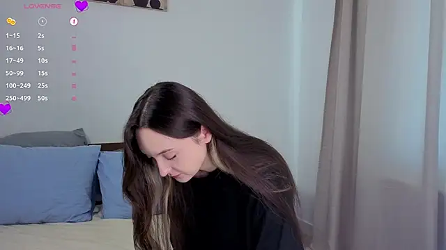 SylviaHamilton online show from 10-18-25, 07:21