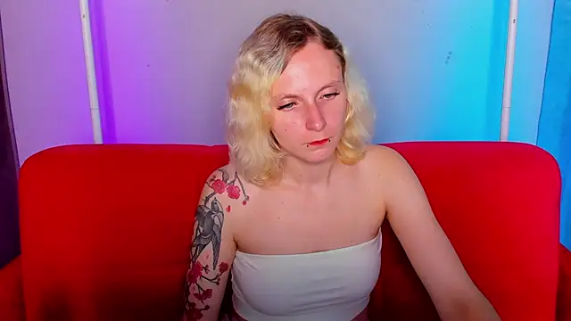 LikiLips online show from 07-29-26, 01:27