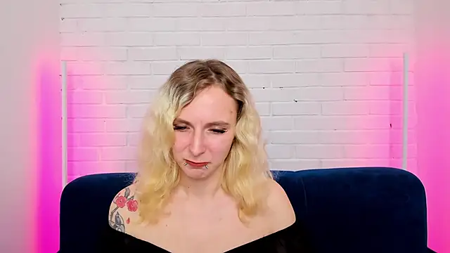 LikiLips online show from 11-02-25, 08:30