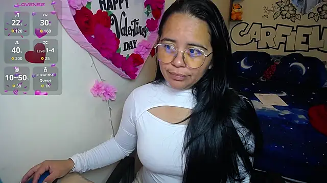 Snapshot of Miss__kendra_ chatting on 03-13-26, 11:59 Miss kendra online show from 03-13-26, 11:59