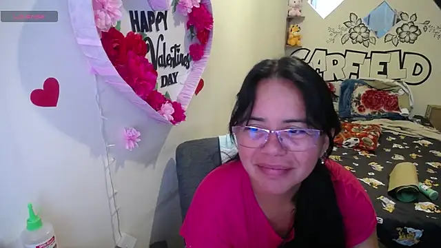 Snapshot of Miss__kendra_ chatting on 06-09-26, 11:33 Miss kendra online show from 06-09-26, 11:33