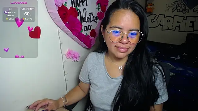 Snapshot of Miss__kendra_ chatting on 03-31-26, 11:12 Miss kendra online show from 03-31-26, 11:12