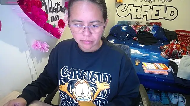 Snapshot of Miss__kendra_ chatting on 04-13-26, 11:25 Miss kendra online show from 04-13-26, 11:25