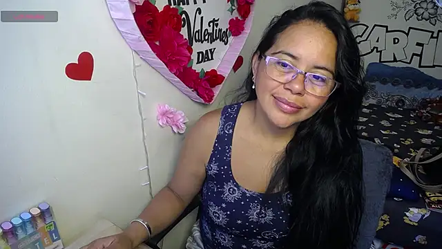 Snapshot of Miss__kendra_ chatting on 05-11-26, 02:45 Miss kendra online show from 05-11-26, 02:45