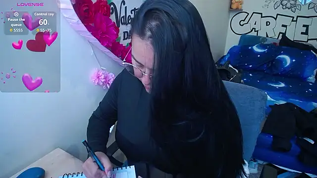 Snapshot of Miss__kendra_ chatting on 03-11-26, 02:22 Miss kendra online show from 03-11-26, 02:22