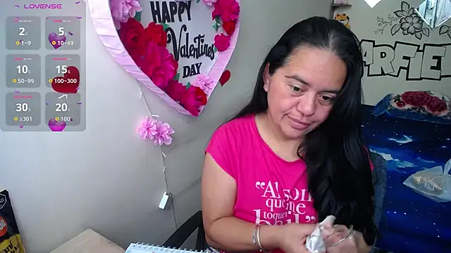 Snapshot of Miss__kendra_ chatting on 03-15-26, 12:23 Miss kendra online show from 03-15-26, 12:23