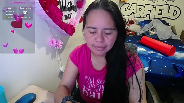 Snapshot of Miss__kendra_ chatting on 03-24-26, 11:43 Miss kendra online show from 03-24-26, 11:43