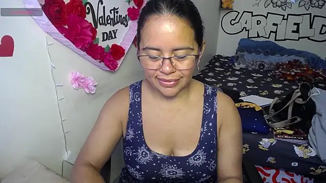Snapshot of Miss__kendra_ chatting on 05-11-26, 04:04 Miss kendra online show from 05-11-26, 04:04