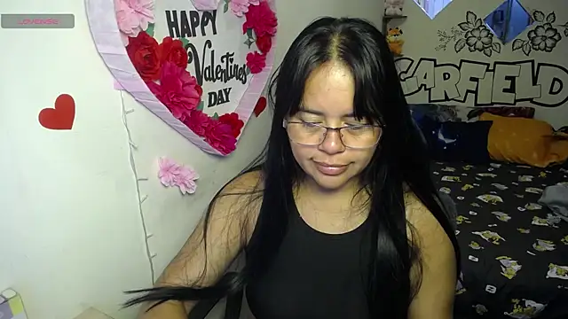 Snapshot of Miss__kendra_ chatting on 05-26-26, 11:30 Miss kendra online show from 05-26-26, 11:30