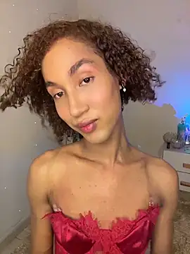 Snapshot of Chloe_Celeste chatting on 05-15-26, 11:14 Chloe Celeste online show from 05-15-26, 11:14