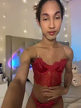 Snapshot of Chloe_Celeste chatting on 08-06-26, 03:23 Chloe Celeste online show from 08-06-26, 03:23