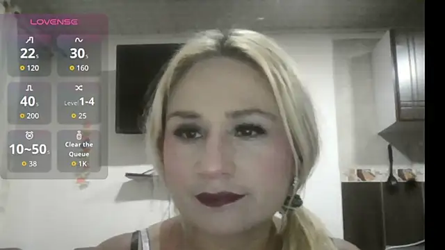 Snapshot of IvanaBliss chatting on 01-16-26, 02:48 IvanaBliss online show from 01-16-26, 02:48