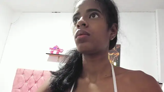 thianahorny online show from 11-17-25, 09:35