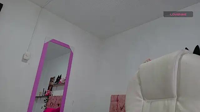 thianahorny online show from 03-27-26, 12:39