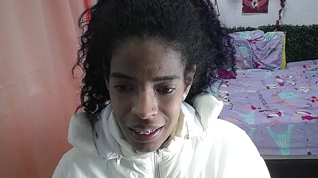 thianahorny online show from 05-11-26, 01:23