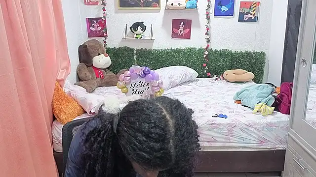 thianahorny online show from 07-21-26, 01:23