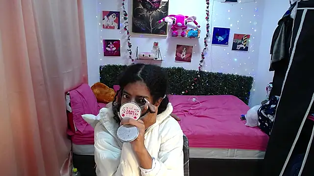 thianahorny online show from 04-22-26, 12:56