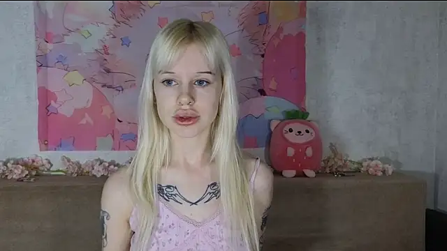 HoneyGold  online show from 03-25-26, 04:34