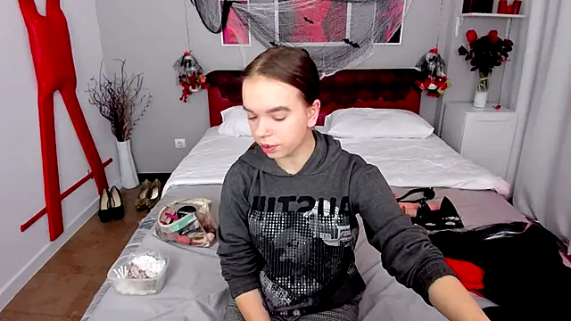 Snapshot of KamilaPeach chatting on 10-29-25, 07:51 KamilaPeach online show from 10-29-25, 07:51