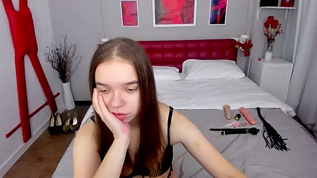 Snapshot of KamilaPeach chatting on 10-13-25, 06:37 KamilaPeach online show from 10-13-25, 06:37