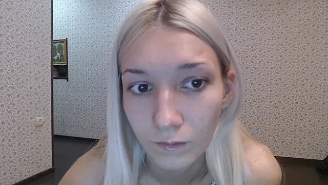 maybe doll online show from 10-09-25, 06:08