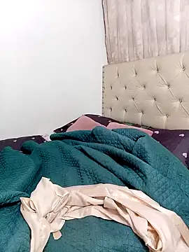 MeganHillss online show from 11-22-25, 06:56