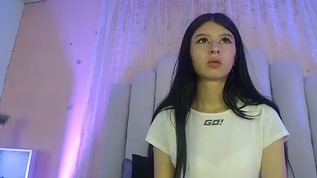 SweetRenata  online show from 12-20-25, 11:24