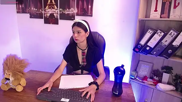 SweetRenata  online show from 02-13-26, 12:05